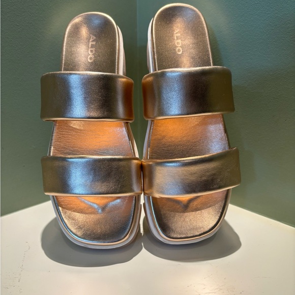 Aldo, Rose, gold, and white platform sandals in women’s US 8.5 - Picture 2 of 7